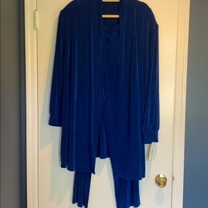 Royal blue pants and jacket set! NEW!